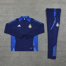 conjunto entrenamiento Al Nassr 24/25, conjunto Al Nassr hombre azul marino, conjunto Al Nassr entrenamiento, conjunto largo Al Nassr 24/25, ropa entrenamiento Al Nassr, conjunto deportivo Al Nassr, conjunto de entrenamiento fútbol Al Nassr, conjunto largo hombre Al Nassr, conjunto Al Nassr 24/25 hombre, Al Nassr 24/25 hombre azul marino, conjunto Al Nassr manga larga, conjunto deportivo Al Nassr hombre, ropa deportiva Al Nassr, conjunto entrenamiento Al Nassr azul marino, conjunto Al Nassr 2024-2025, conju