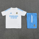 Real Madrid Trainingsset 25/26 Trikot und Shorts