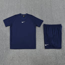 Nike Herren Set Trikot und Shorts