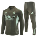 Real Madrid Trainingsanzug 25/26 Herren Jacke und Hose