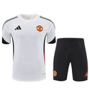 Manchester United Trainingsset 25/26 Trikot und Shorts