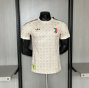 Juventus Limitierte Edition Gucci 24/25 Herren Spieler-Version Beige