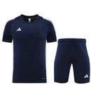 Adidas Set Herren Trikot und Shorts