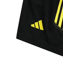 Adidas Set Herren Trikot und Shorts