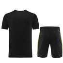 Adidas Set Herren Trikot und Shorts