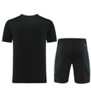 Adidas Set Herren Trikot und Shorts