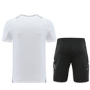 Adidas Set Herren Trikot und Shorts