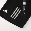 Adidas Set Herren Trikot und Shorts