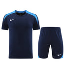 Nike Set Herren Trikot und Shorts