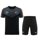 Nike Set Herren Trikot und Shorts
