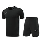 Nike Set Herren Trikot und Shorts