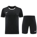 Nike Set Herren Trikot und Shorts