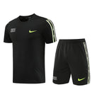 Nike Set Herren Trikot und Shorts
