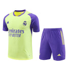 Real Madrid Trainingsset 24/25 Trikot und Shorts