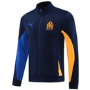 chándal Puma Olympique de Marseille 24/25, chaqueta Puma Olympique de Marseille azul marino, chaqueta fútbol Olympique de Marseille, ropa deportiva Puma Olympique de Marseille, chándal azul marino Puma, chándal Puma con detalles naranjas, chándal oficial Olympique de Marseille, chaqueta deportiva Puma, ropa deportiva Puma, chándal fútbol Olympique de Marseille, chaqueta Puma naranja, ropa de fútbol Olympique de Marseille, chándal Puma original, chándal Puma 2024, chaqueta fútbol con detalles naranja, chánda