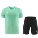Adidas Set Herren Trikot und Shorts - SHOP DES SPIELERS