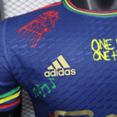 Shop des Spielers, Ajax Bob Marley Trikot, Ajax Amsterdam 2026, Bob Marley Edition Ajax, Spieler-Version Ajax, Authentic Ajax Trikot, Ajax Dunkelblau Trikot, Fußball Trikot Sammler, Limited Edition Ajax, Ajax Fanshop, Ajax Spieler-Version 25/26, Fußball Trikot Bob Marley, limitierte Ajax Edition, Ajax Amsterdam 19/20 Tribute.
