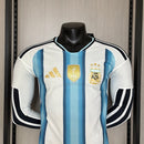 Argentinien Heimtrikot 2026 2027 Herren Langarm Spieler-Version Authentic 1.1 Premium Qualität Shop des Spielers AFA 3 Sterne Longsleeve, Shop des Spielers, Argentinien Trikot Langarm 2026, AFA Spielerversion langarm, Argentinien Trikot 3 Sterne kaufen, Player Edition Longsleeve, 1.1 Qualität AFA, Langärmliges Fußballtrikot Argentinien, Messi Langarm Trikot 2027.