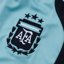 Argentinien Nationalmannschaft Trainingsjacke 2026 2027 hellblau Herren ohne Kapuze, Shop des Spielers, Argentinien Jacke, Argentinien Trainingsjacke, Argentinien 26/27, Albiceleste Fanartikel, Fußball Jacke Argentinien, Argentinien Nationalmannschaft hellblau, Argentinien Training Herren, Fußball Lifestyle Argentinien, Argentinien Profi-Look.