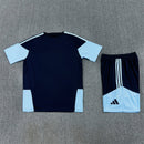 Argentinien Trainingsset 2026 2027 marineblaues Trikot und Shorts 3 Sterne 1.1 Premium Qualität Shop des Spielers AFA Training Kit, Argentinien Trainingsset 2026 blau, AFA Training Kit, Argentinien Trikot Shorts Set, Fußball Trainingsanzug Argentinien, 1.1 Qualität Argentinien, Dunkelblaues Argentinien Outfit, Messi Training Kleidung.