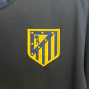 Shop des Spielers, Atlético Madrid Trikot 2016/17, Atleti Auswärtstrikot Schwarz, Atlético Madrid Retro Trikot Herren, Atlético Madrid 16/17 Trikot, Fußball Trikot Atlético Madrid, Retro Fußballtrikot Herren, Atleti Fan-Trikot Schwarz, Atlético Madrid Kollektion, Fußball-Shop Atlético Madrid, Retro-Kollektion Herren, Atleti Trikot 2017.