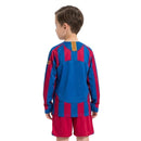 Shop des Spielers, Barcelona Kinder-Set 2005/06, Barcelona Trikot Kinder Langarm, Barcelona Heimtrikot Retro, Barcelona Shorts Kinder, Fußball Trikot Barcelona Retro, Barcelona 05/06 Trikot Kinder, Barça Kinder-Set Retro, Fußball-Shop Barcelona, Barcelona Retro-Kollektion Kinder, Barcelona Set Langarm Trikot.
