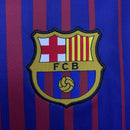 Shop des Spielers, FC Barcelona Trikot 17/18, Barcelona Langarm Retro, Barça Trikot Retro, Barcelona Heimtrikot 2017, Fußball Retro-Trikot, Fan-Version Barcelona, Barça Sammlerstück, La Liga Retro, Fußball-Fanartikel, Barcelona Langarm 17/18, Trikot-Klassiker.