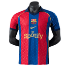 Shop des Spielers, Barcelona Sonderedition 26/27, Barcelona Spieler-Version, Polo Barcelona Authentic Trikot, Barcelona Blau-Grün Trikot, Barcelona 2026 2027 Herren, DFB Barcelona Profi-Trikot, Fußball-Shop Barcelona, Barcelona limitierte Edition, Barcelona Trikot Spieler-Version, Authentic Fußballtrikot Barcelona, Blau-Grana Trikot 26/27.