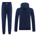Shop des Spielers, FC Barcelona Trainingsanzug, Barcelona 25/26, Barcelona Trainingsanzug Dunkelblau, FC Barcelona Trainingsjacke, Barcelona Hose, Barcelona Sport-Set, Trainingsanzug Herren Blau, FC Barcelona 2026, Fußball Trainingsset, Barcelona Fan-Version, Trainingskleidung FC Barcelona, Blaugrana, Barcelona Shop.