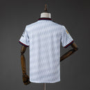 Shop des Spielers, FC Bayern Auswärtstrikot 26/27, Bayern München Trikot Polo, FCB Trikot 26/27 Herren, Bayern München Fan-Artikel, FCB Auswärtstrikot 2026 2027, Fußball Trikot Bayern Polo-Stil, Bayern Trikot Shop, Fan-Shirt FC Bayern München, Bayern München Trikot limitiert, FCB 26/27 Saison.