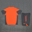 Bayern München Trainingsset 25/26 Trikot und Shorts - SHOP DES SPIELERS