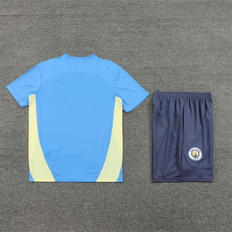 Manchester City Trainingsset 24/25 Trikot und Shorts