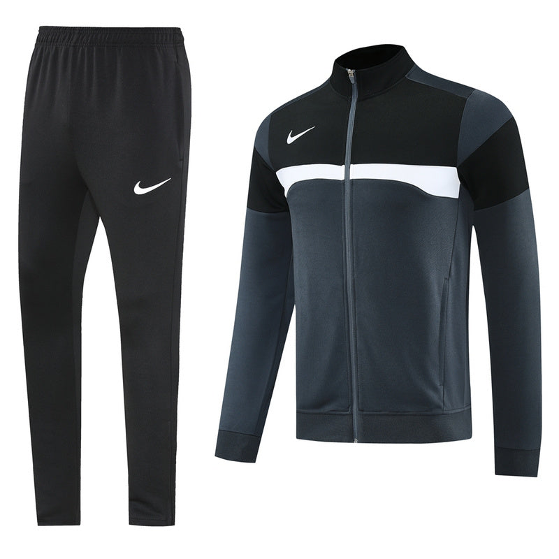 Nike Trainingsanzug Jacke und Hose Herren