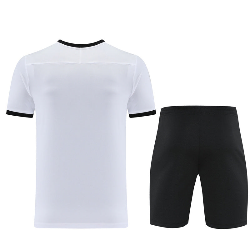 Nike Set Herren Trikot und Shorts