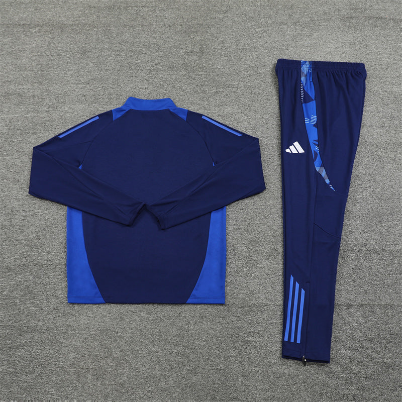 conjunto entrenamiento Al Nassr 24/25, conjunto Al Nassr hombre azul marino, conjunto Al Nassr entrenamiento, conjunto largo Al Nassr 24/25, ropa entrenamiento Al Nassr, conjunto deportivo Al Nassr, conjunto de entrenamiento fútbol Al Nassr, conjunto largo hombre Al Nassr, conjunto Al Nassr 24/25 hombre, Al Nassr 24/25 hombre azul marino, conjunto Al Nassr manga larga, conjunto deportivo Al Nassr hombre, ropa deportiva Al Nassr, conjunto entrenamiento Al Nassr azul marino, conjunto Al Nassr 2024-2025, conju