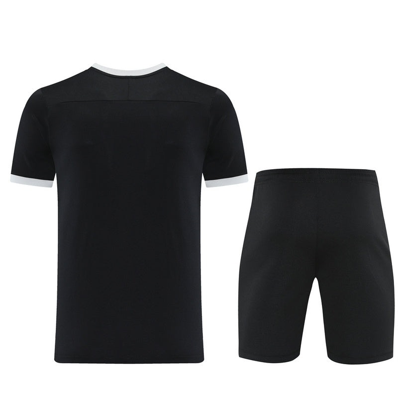 Nike Set Herren Trikot und Shorts