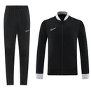 Nike Trainingsanzug Jacke und Hose Herren