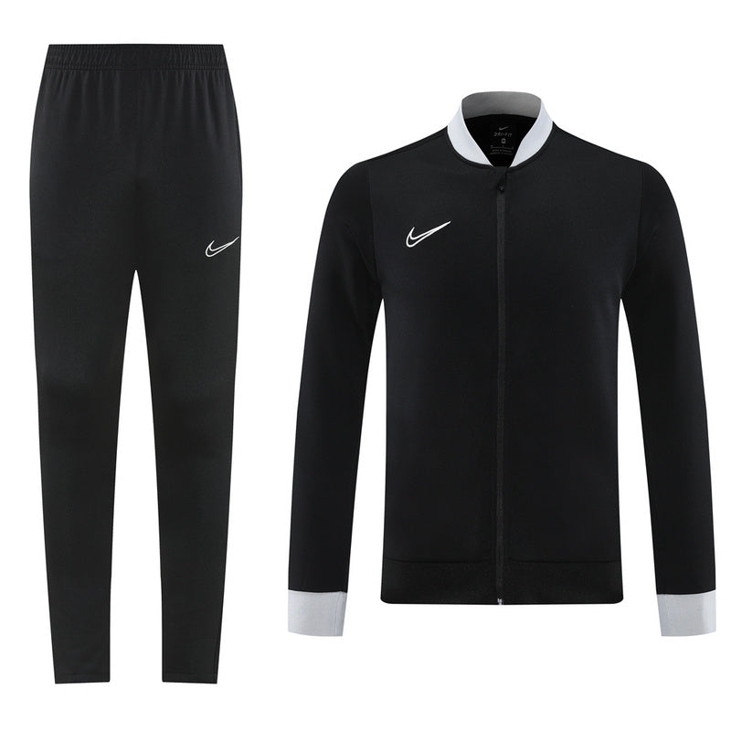 Nike Trainingsanzug Jacke und Hose Herren
