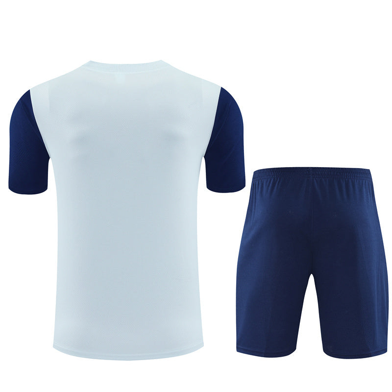 Inter Mailand Trainingsset 25/26 Trikot und Shorts