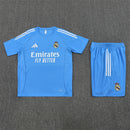 Real Madrid Trainingsset 25/26 Trikot und Shorts