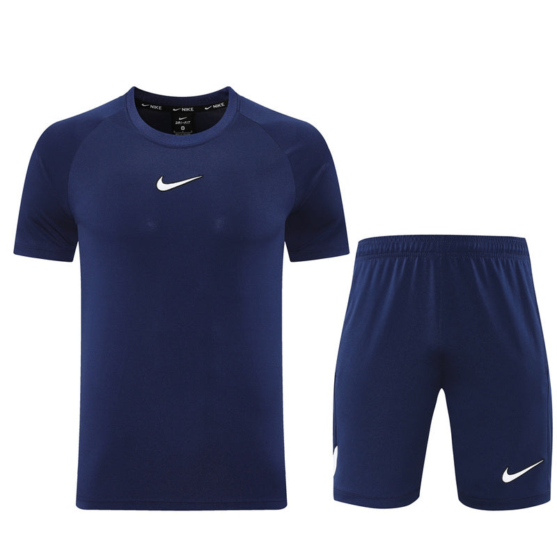 Nike Herren Set Trikot und Shorts