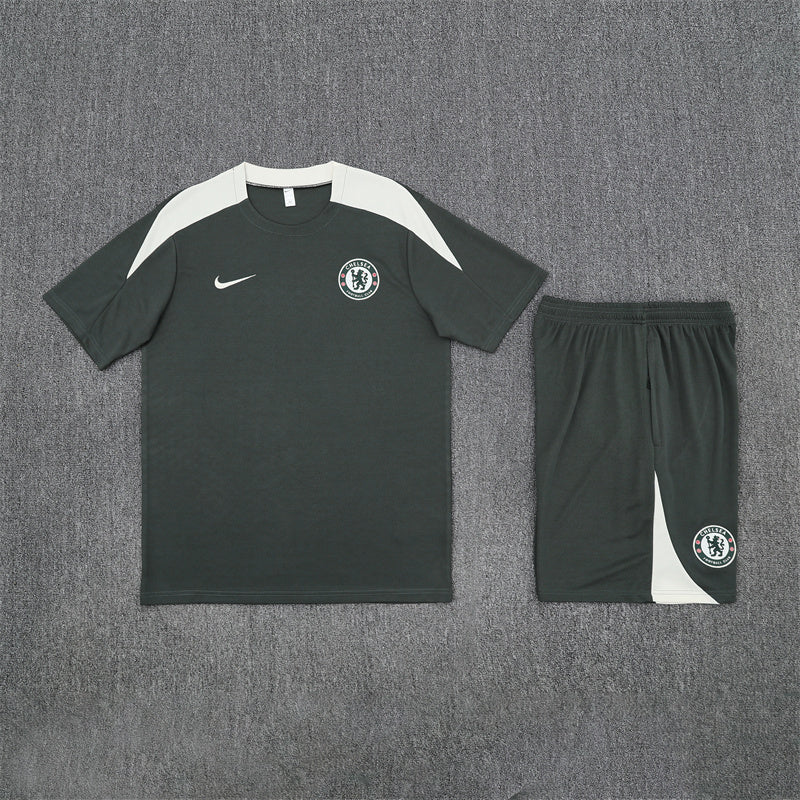 Chelsea Trainingsset 25/26 Trikot und Shorts