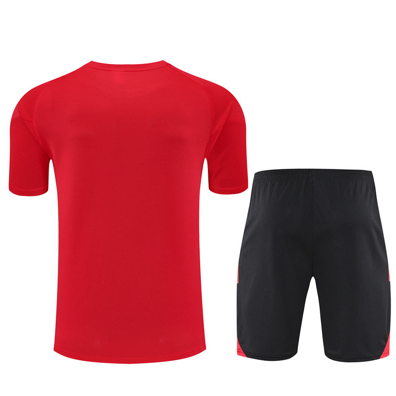 Manchester United Trainingsset 25/26 Trikot und Shorts