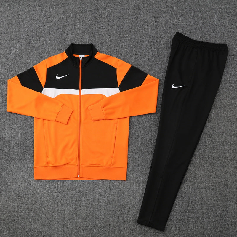 Nike Trainingsanzug Jacke und Hose Herren