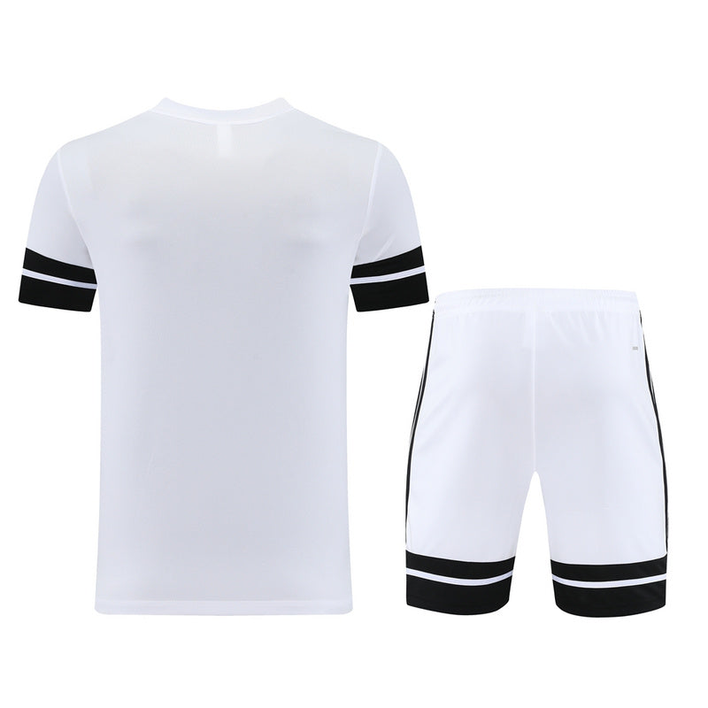 Adidas Herren Set Trikot und Shorts