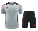 Adidas Herren-Set Trikot und Shorts