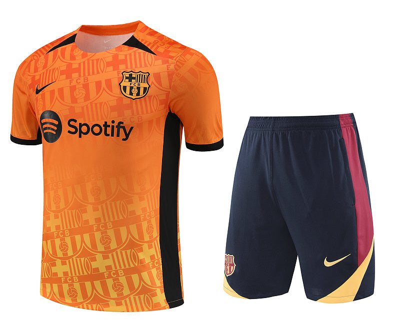 Barcelona Trainingsset 24/25 Trikot und Shorts