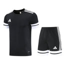 Adidas Herren Set Trikot und Shorts