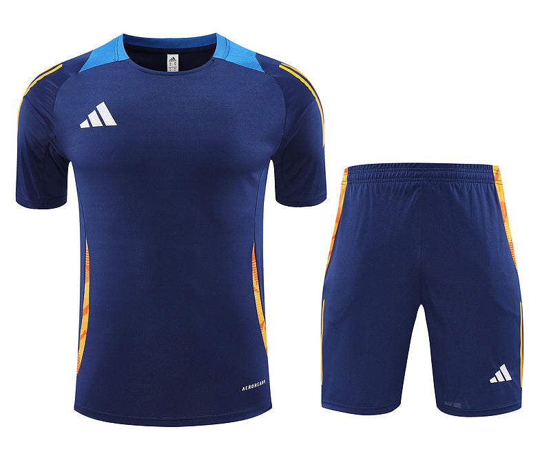 Adidas Herren-Set Trikot und Shorts
