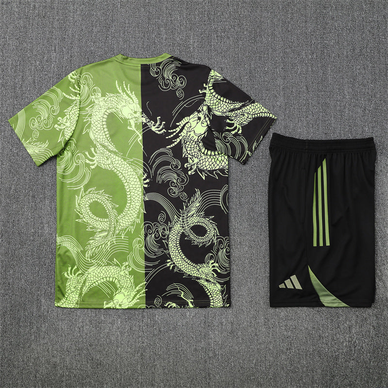 Real Madrid Madrid Trainingsset 25/26 Trikot und Shorts